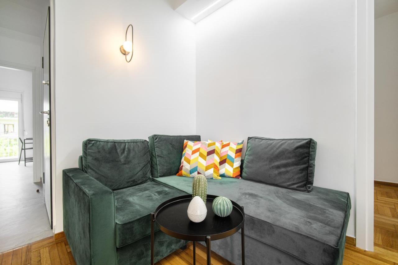 Majestic Flat With Huge Terrace In The Center Афины