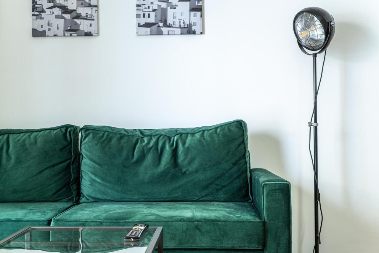 Majestic Flat With Huge Terrace In The Center * Athens