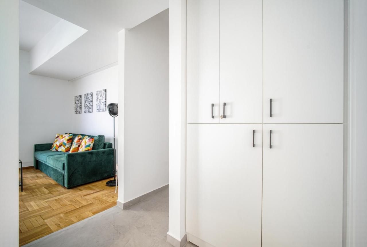 Апартаменты Majestic Flat With Huge Terrace In The Center Афины