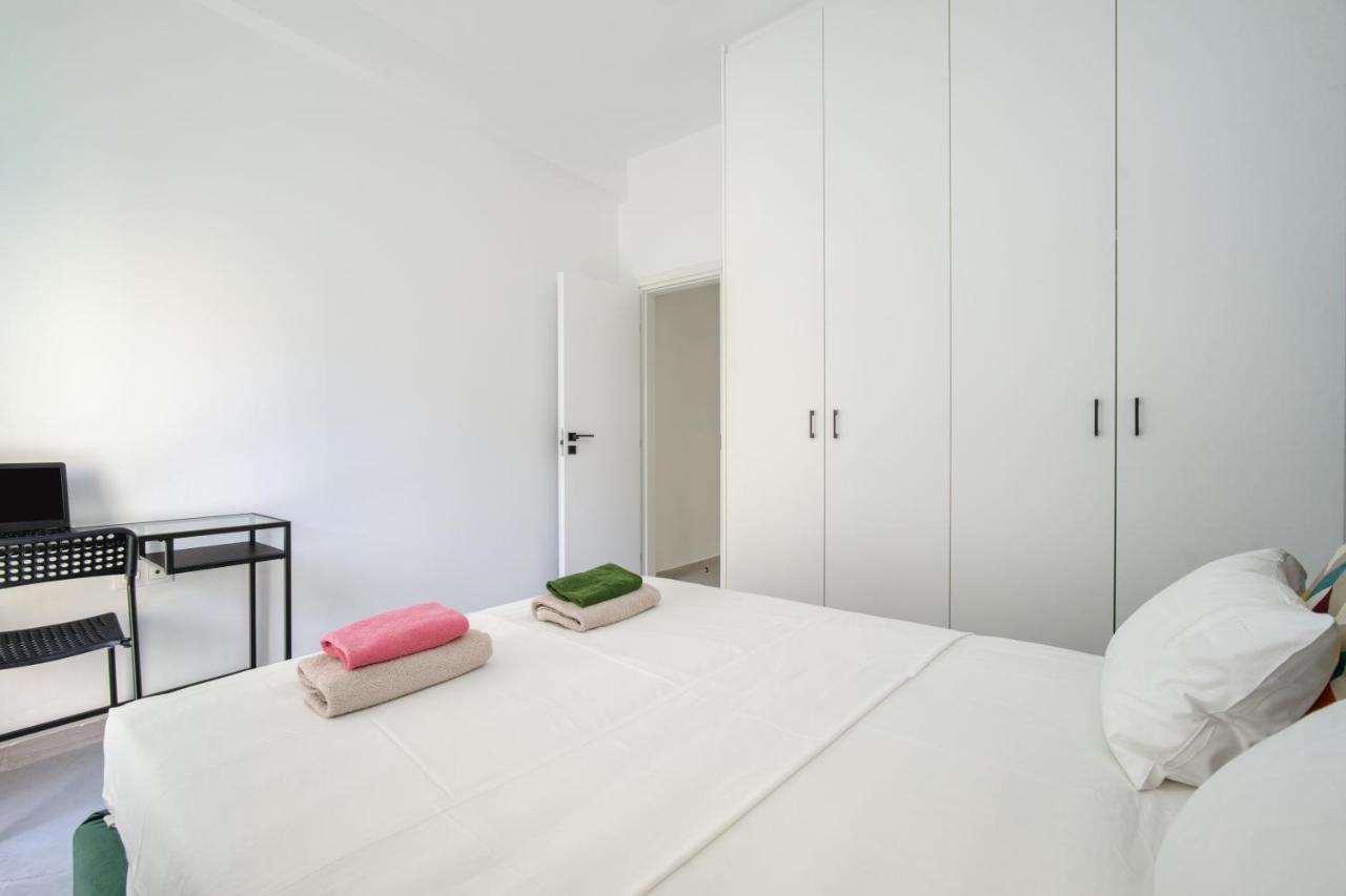 Majestic Flat With Huge Terrace In The Center Athens