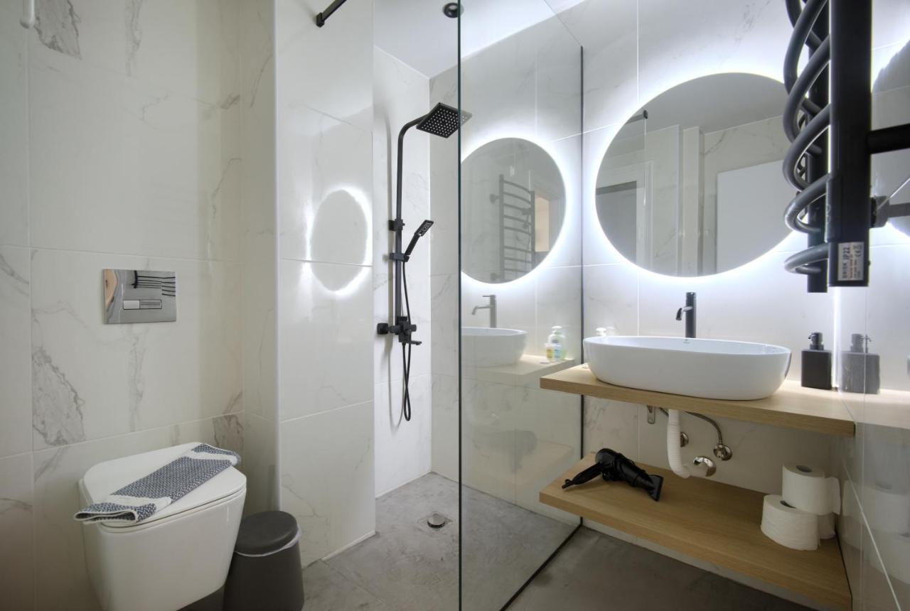 Majestic Flat With Huge Terrace In The Center * Athens